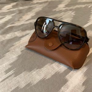 Cats 5000 Classic Tortoise Sunglasses {Ray Ban}